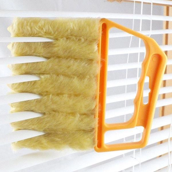 Rezultate excelente pentru jaluzele curate cu BLINDY®