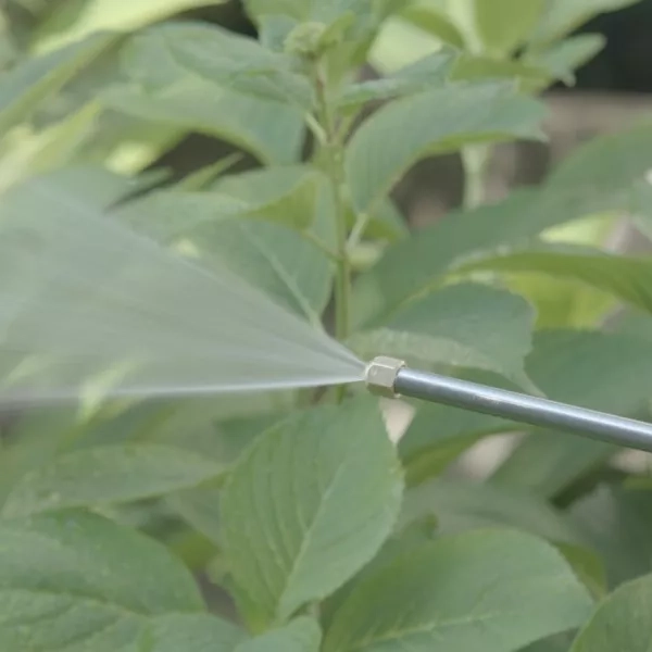 Reglați jetul cu Water-Jet® pentru o udare perfectă