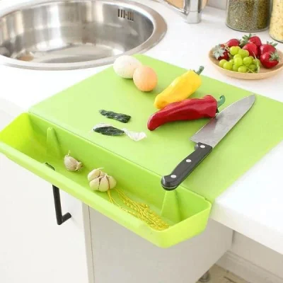 Placă de tăiat 2 în 1 cu container mobil CHOPPINATA®