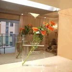 Vasă elegantă cu flori în formă de carte FLOWERFRAME® vas elegant cu flori in form de carte flowerframe